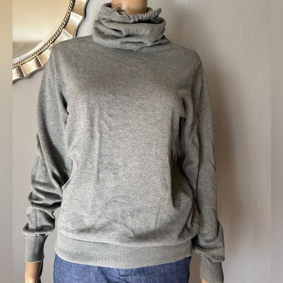 H&M Cowl Neck Drawstring Sweater size Small - Picture 1 of 13